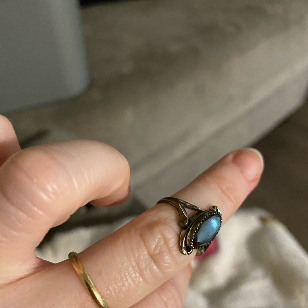 Vintage Sterling Silver Black Onyx Ring - Picture 7 of 9